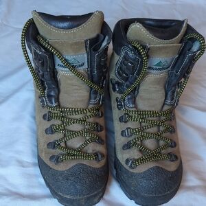 Montrail Women's Lace Up Boots - Black and Tan